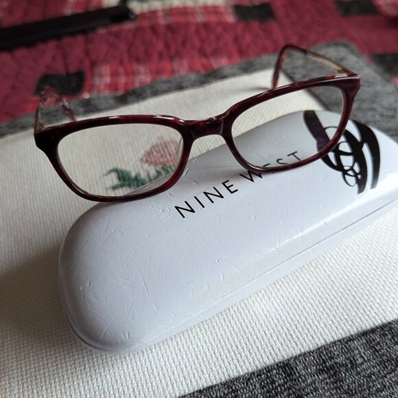 Nine West Eyeglasses Frame NW8003 619  Purple Tortoise Full Rim 49 18 135 & Case - Picture 2 of 7